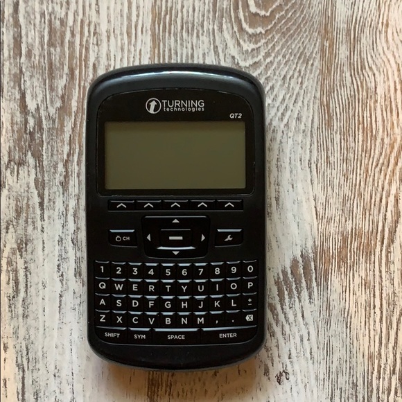 Turning Technologies QT2 Clicker - Picture 2 of 2